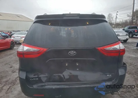 2020 Toyota Sienna Xle z USA, uszkodzony, nr VIN 5TDYZ3DC3LS066347